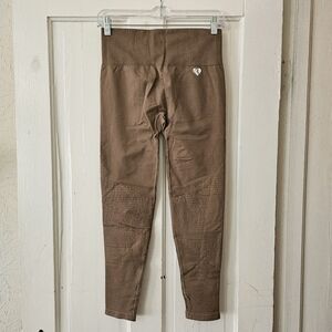 Women's Best Power Seamless Scrunch Regular Length Leggings  Caribou Size Large